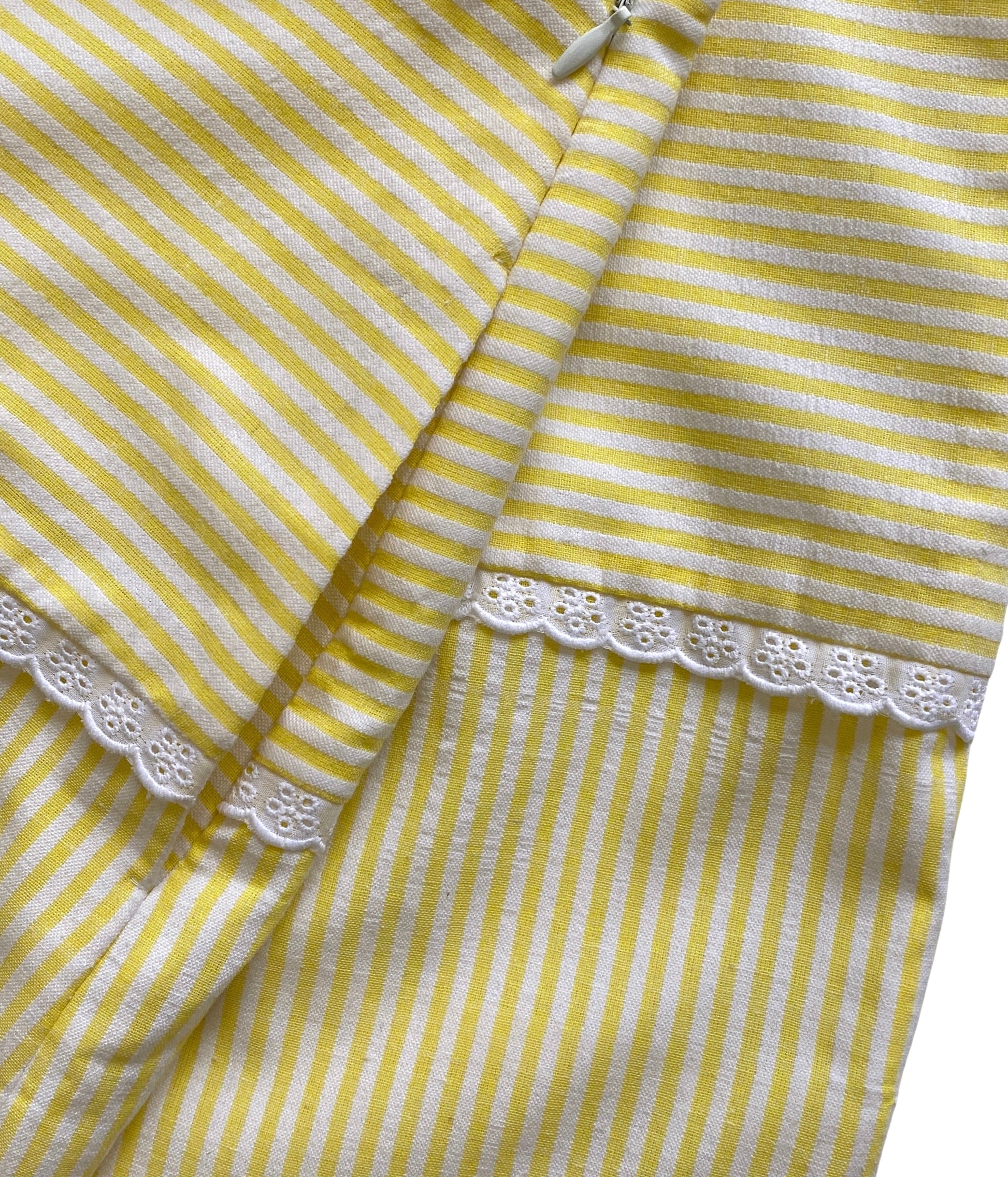 Yellow and white seersucker striped skirt with side zipper and functional pockets