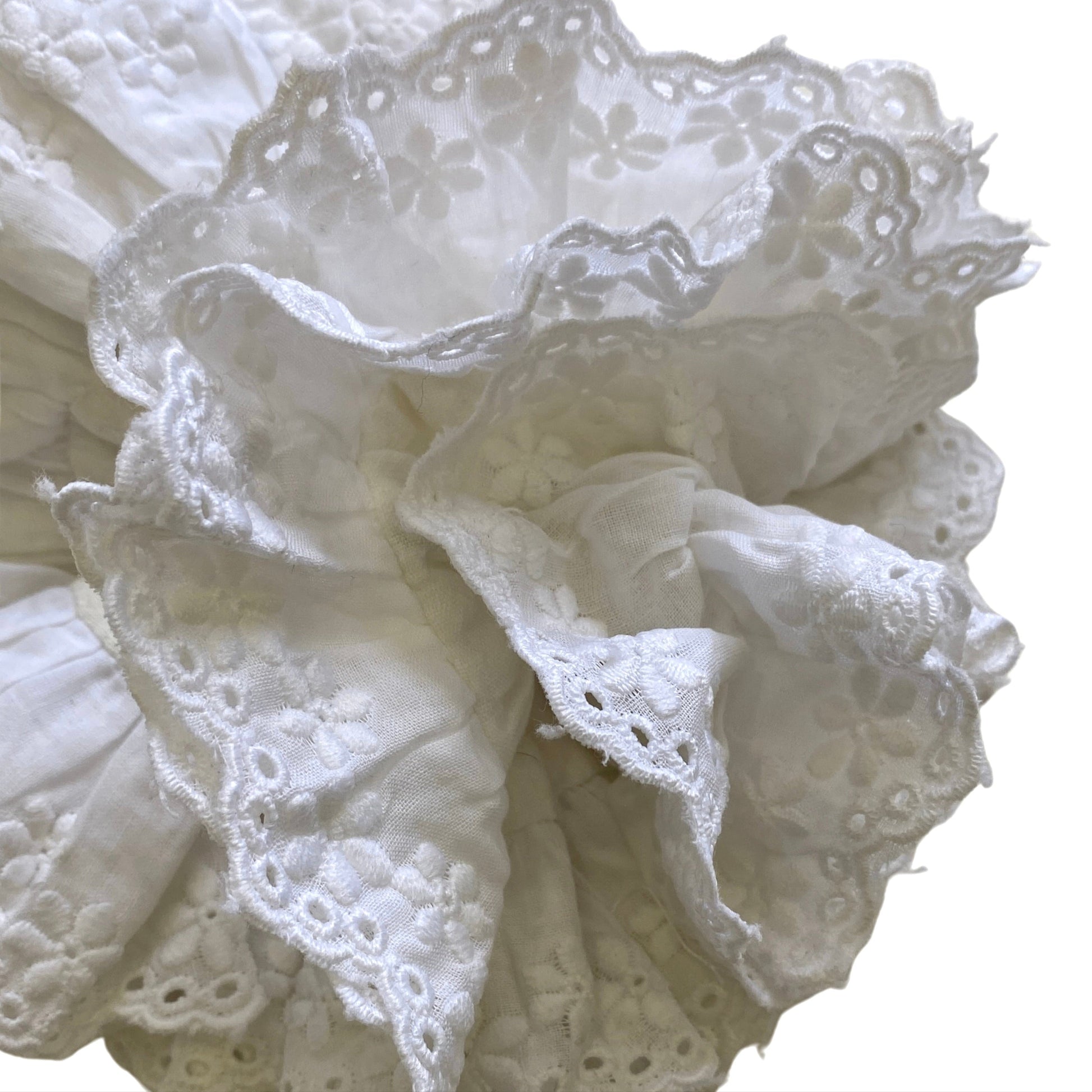 White scrunchie lace layers